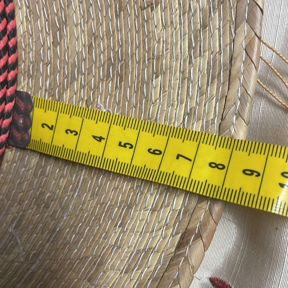 MEN or Women's - 56cm circumference sunhat. - Picture 8 of 8